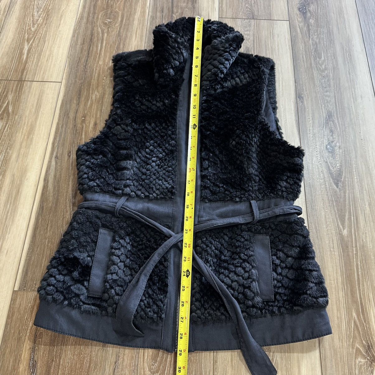 Guess × Vintage Women’s Vintage Guess Faux Fur Vest, Black, Medium Size M / US 6-8 / IT 42-44 - 8 Thumbnail