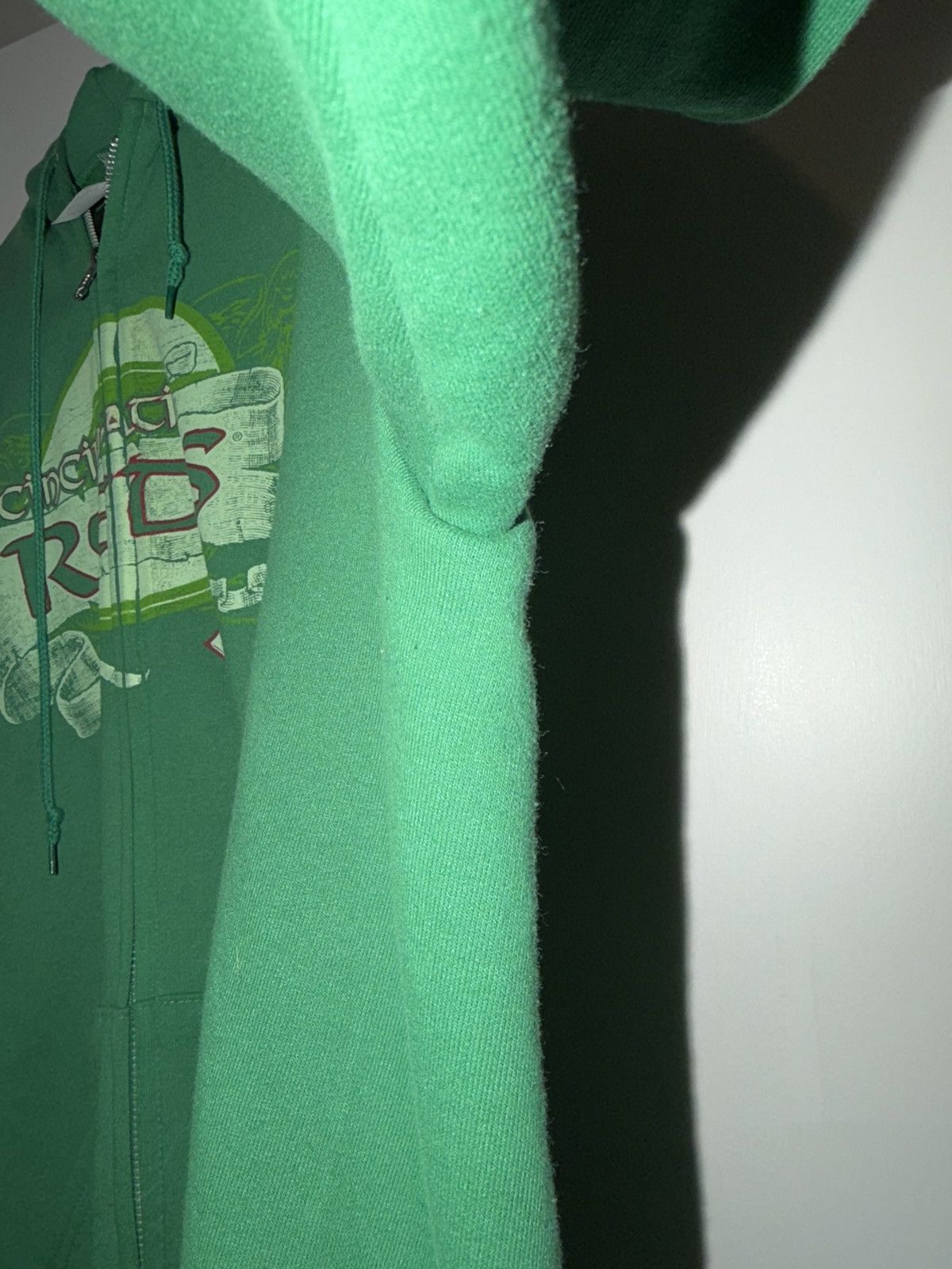 MLB Green St Patricks Day Cincinnati Reds Full Zip Hoodie Size L Size US L / EU 52-54 / 3 - 5 Thumbnail