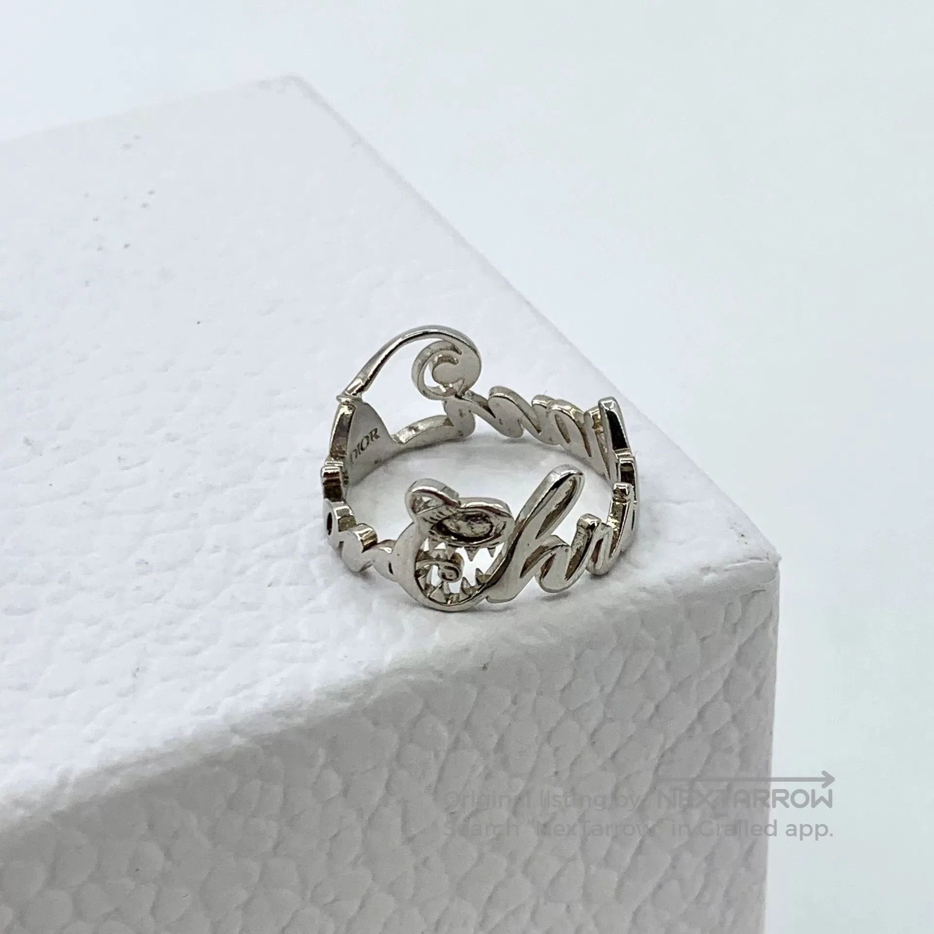 Dior Dior x Kenny Scharf Christian Dior Letter Ring. Size ONE SIZE - 6 Thumbnail