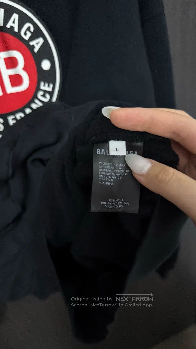 Balenciaga Balenciaga Round Emblem Sweatshirt Size US L / EU 52-54 / 3 - 4 Thumbnail