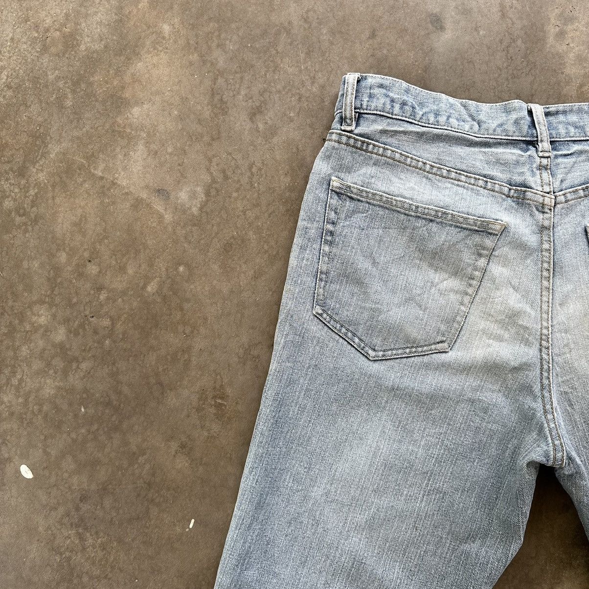 Japanese Brand Vintage Japanese Lightwash Distressed Denim Jean Pant W31 Size US 31 - 11 Thumbnail