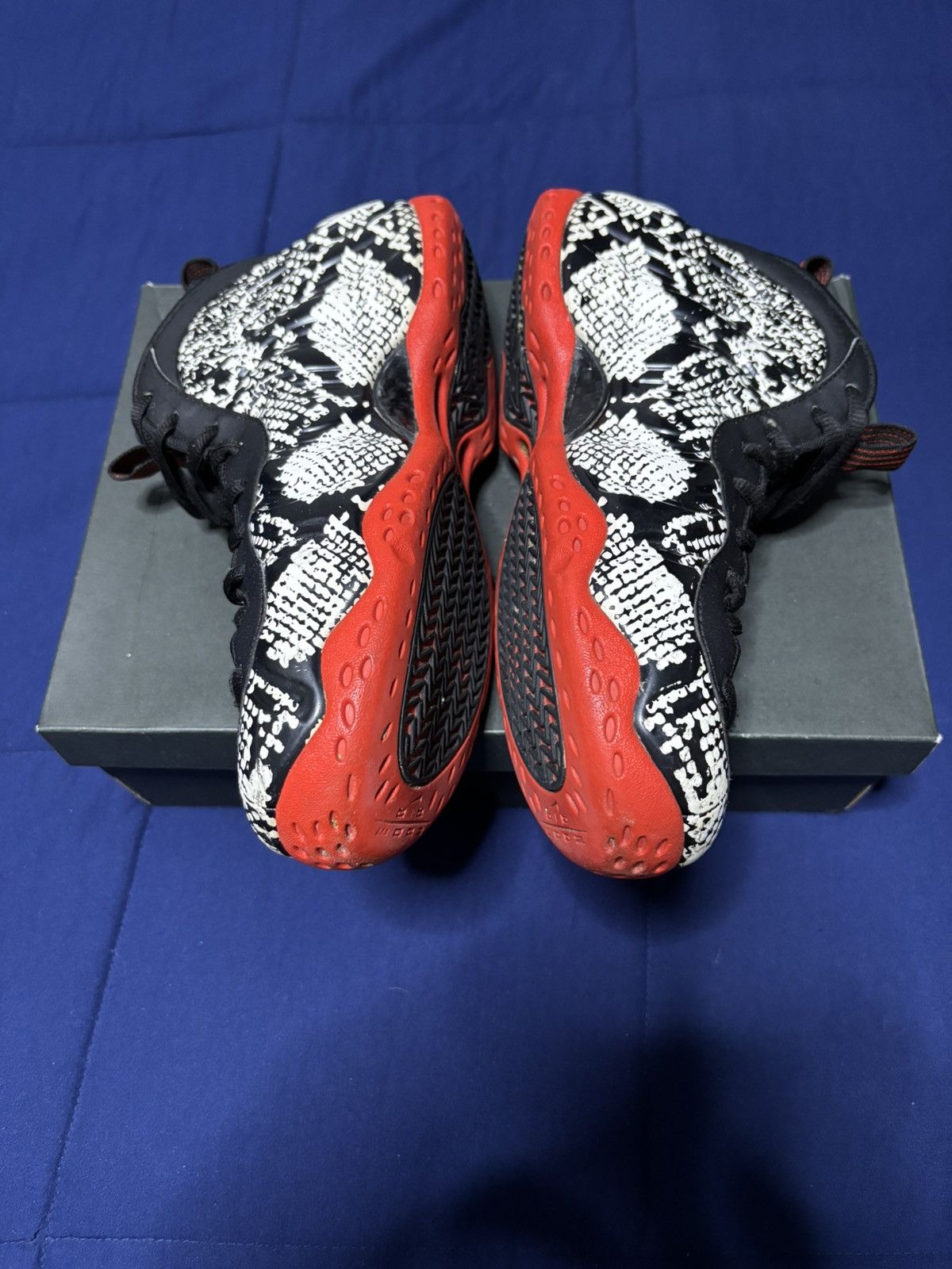 Nike Nike Air Foamposite One Albino Snakeskin 2019 Size 9.5 Size US 9.5 / EU 42-43 - 3 Thumbnail