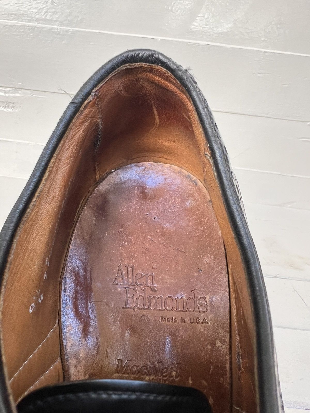 Allen Edmonds Allen Edmonds MacNeil Black Leather Shell Cordovan Wingtip Size US 9.5 / EU 42-43 - 17 Thumbnail