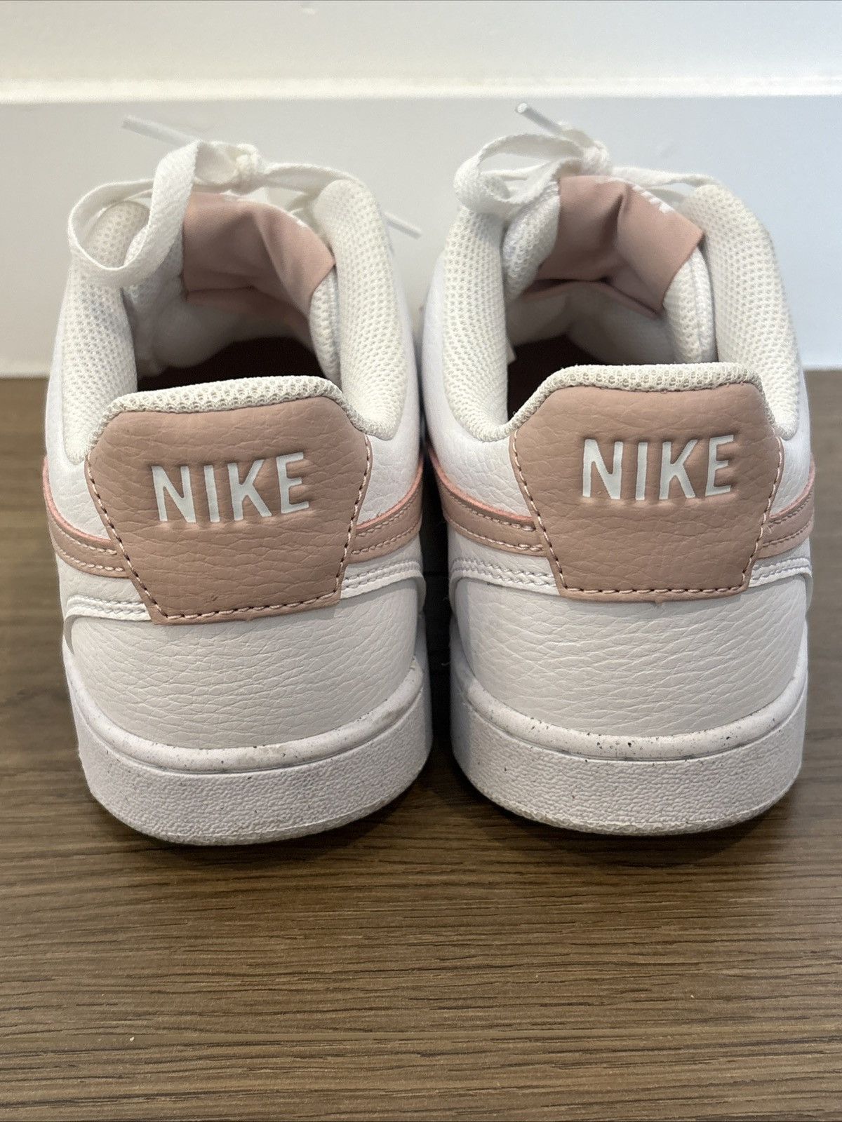 Nike Nike Court Vision Low Women’s Size 9 White/Pink Oxford Size US 9 / IT 39 - 4 Thumbnail