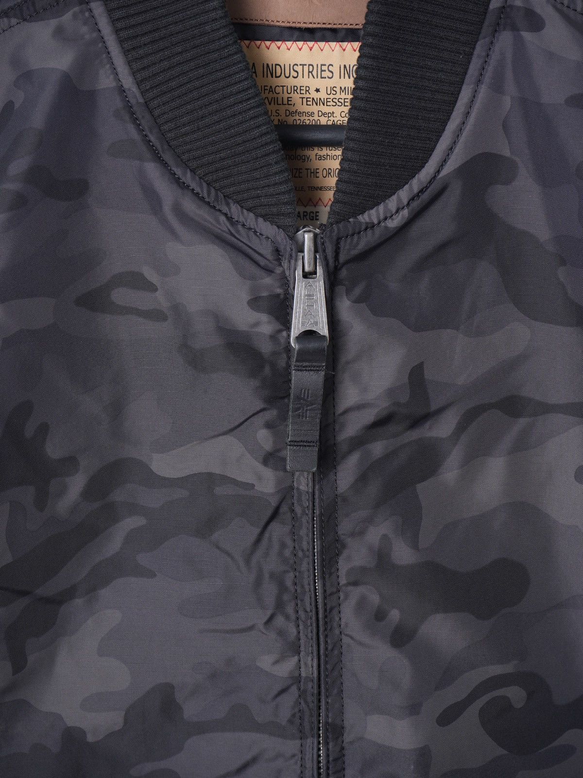 Alpha Industries Alpha Industries Camo Bomber Jacket L Size US XL / EU 56 / 4 - 2 Thumbnail