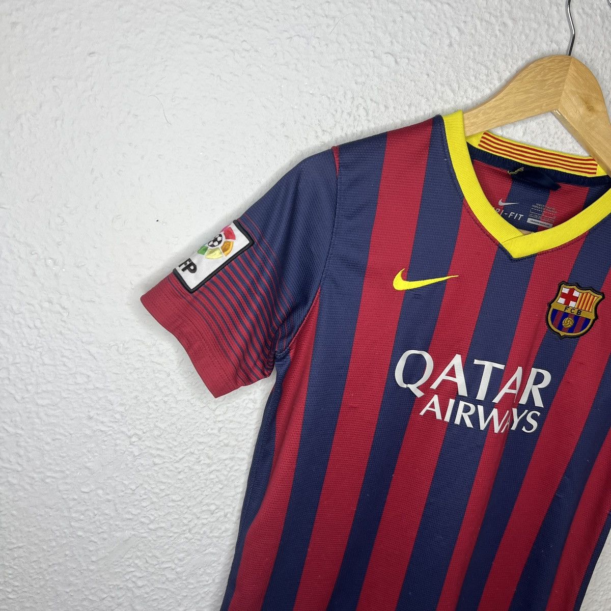 Nike Nike Fc Barcelona Neymar Tshirt Tee Home Kit Jersey Navy Red Size US XS / EU 42 / 0 - 3 Thumbnail