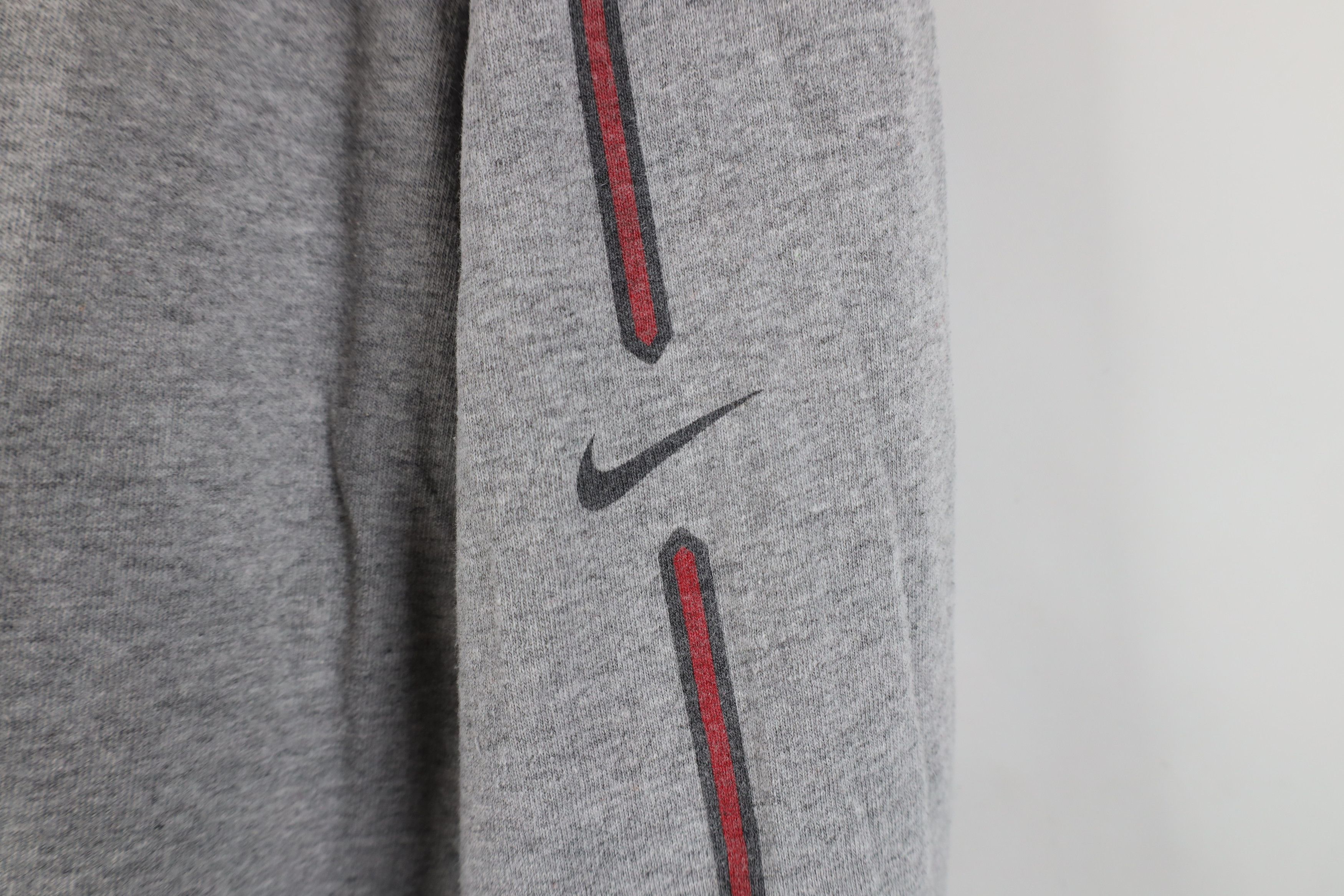 Nike Vintage Y2K 2001 Nike Swoosh Cincinnati Reds T-Shirt Gray Size US L / EU 52-54 / 3 - 4 Thumbnail