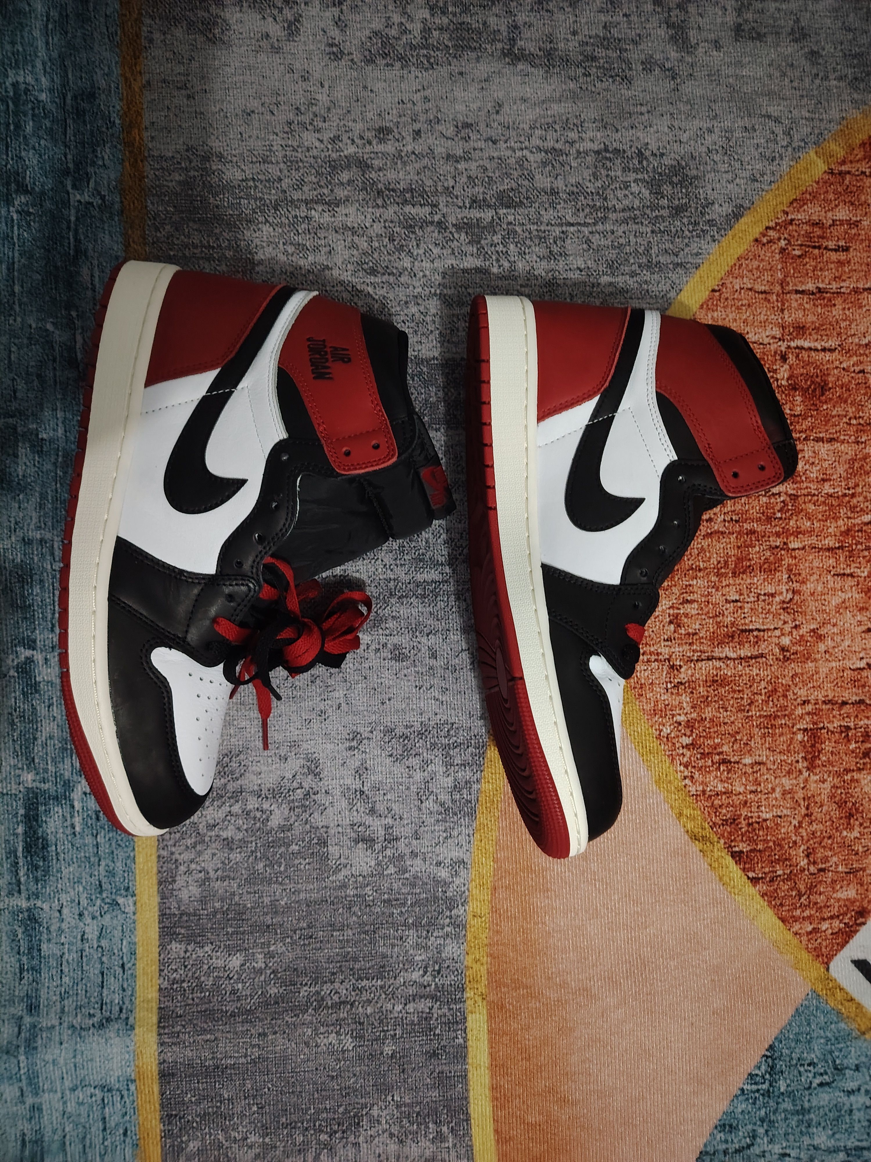 Jordan Brand × Nike JORDAN 1 RETRO HIGH OG BLACK TOE REIMAGINED Size US 10 / EU 43 - 2 Thumbnail
