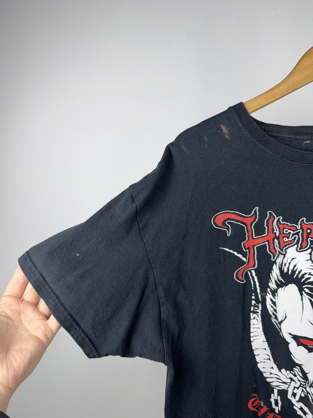 Band Tees 00s Heretic Underdogs Metal Band Graphic T Shirt Distressed Size US XL / EU 56 / 4 - 4 Thumbnail