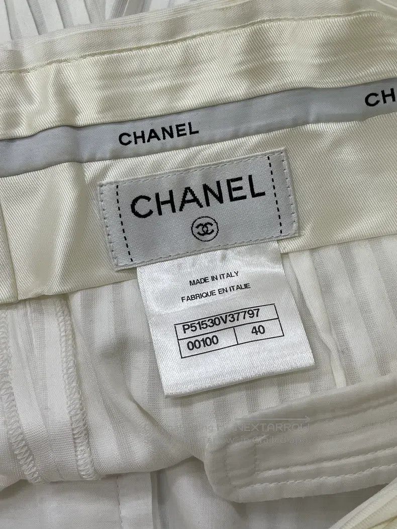 Chanel Chanel White vertical striped shorts Size 26" / US 2 / IT 38 - 4 Thumbnail