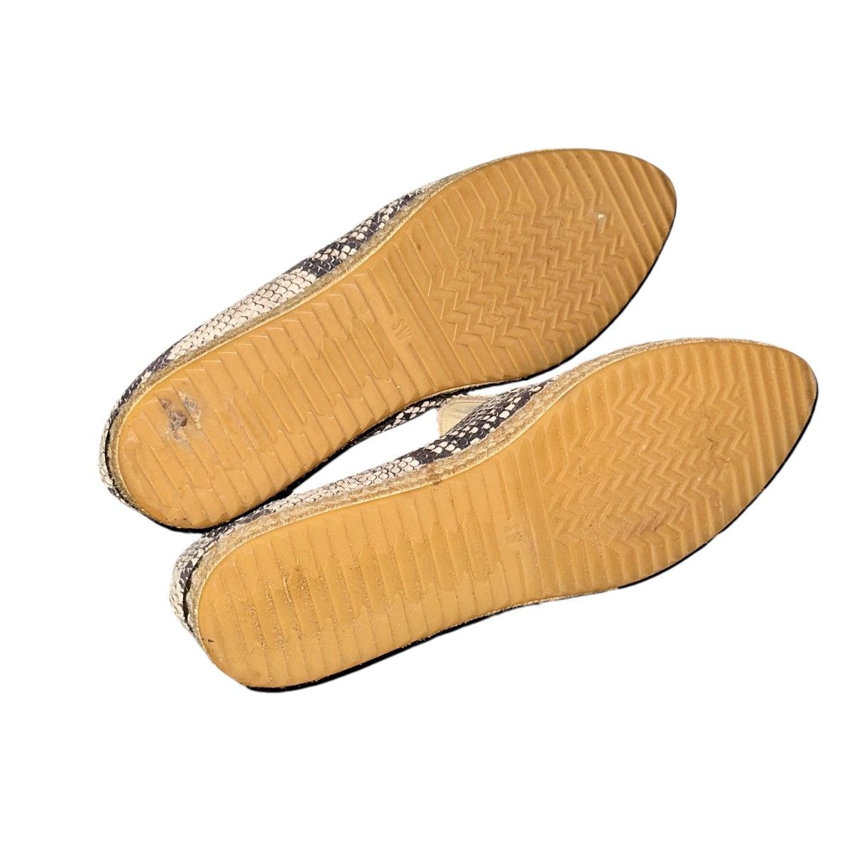Stuart Weitzman Stuart Weitzman Catalan snakeskin espadrille slip on sneaker Size US 8.5 / IT 38.5 - 6 Thumbnail