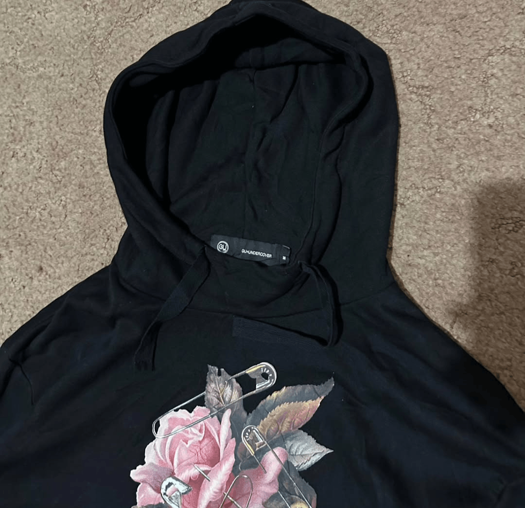 GU × Jun Takahashi × Undercover Rare gu x undercover oversized hoodie rose and safety pin Size M / US 6-8 / IT 42-44 - 2 Thumbnail