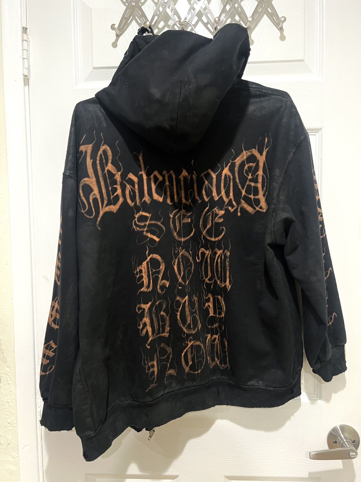 Balenciaga Balenciaga Zip-up Hoodie Size US S / EU 44-46 / 1 - 1 Thumbnail