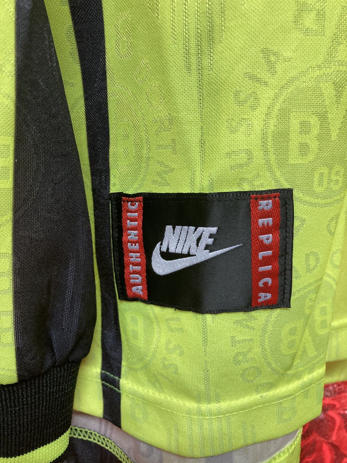 Nike BORRUSIA DORTMUND RARE 96 Nike Jersey long sleeve Size US M / EU 48-50 / 2 - 5 Thumbnail