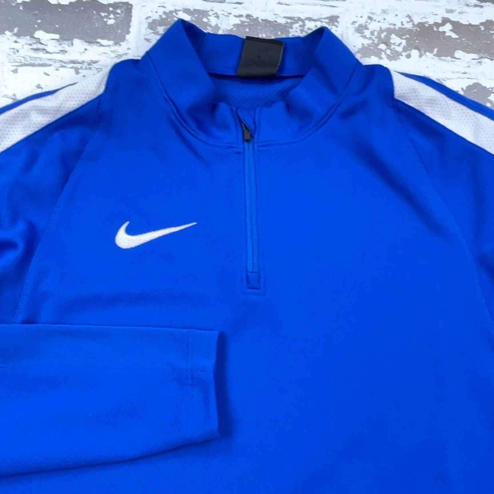 Nike Nike Shirt Men Medium Blue White Tee Pullover 1/4 Zip Dri-Fit Performance Casual Activewear Sports Modern Classic Mens Size US M / EU 48-50 / 2 - 2 Thumbnail