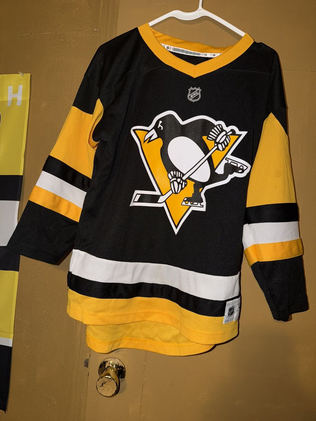 NHL NHL Pittsburgh Penguins Youth Hockey Jersey Boys Size L/XL Size US L / EU 52-54 / 3 - 1 Thumbnail