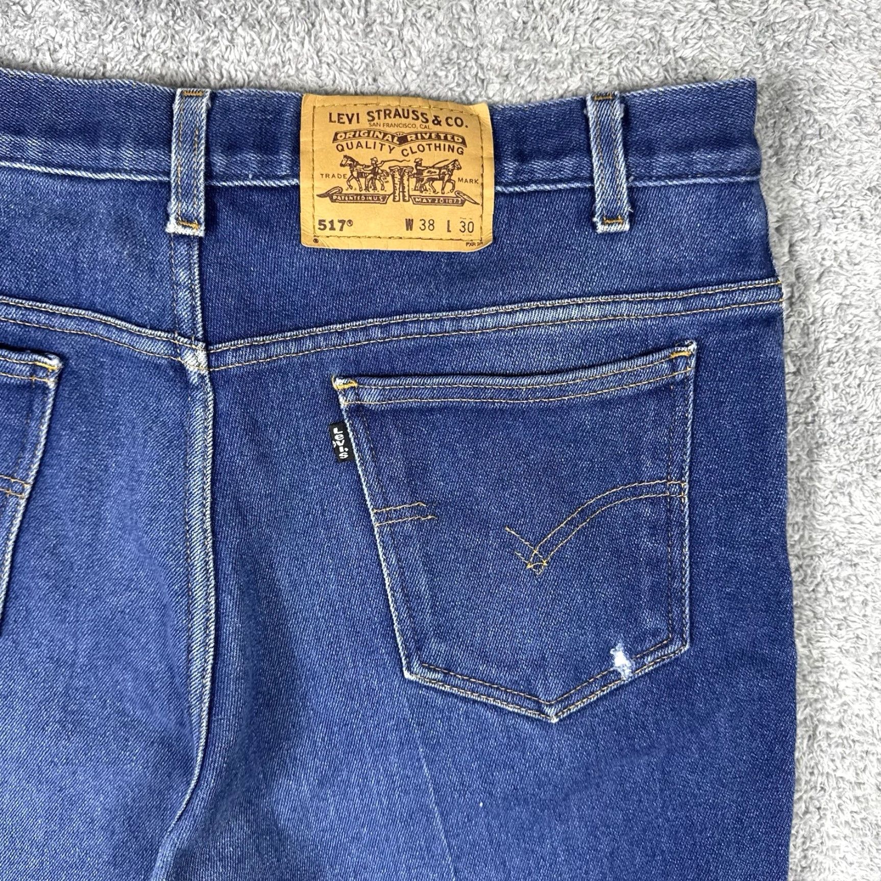 Levi's VINTAGE Levi's 517 Jeans Mens 36x28 Bootcut Denim Blue 90s Western USA Jeans Mens Size US 38 / EU 54 - 5 Thumbnail