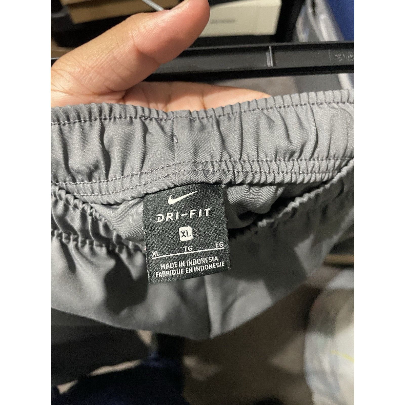 Nike Size XL - Nike Dri-FIT Windbreaker Running Pants Gray Size US 40 / EU 56 - 3 Thumbnail