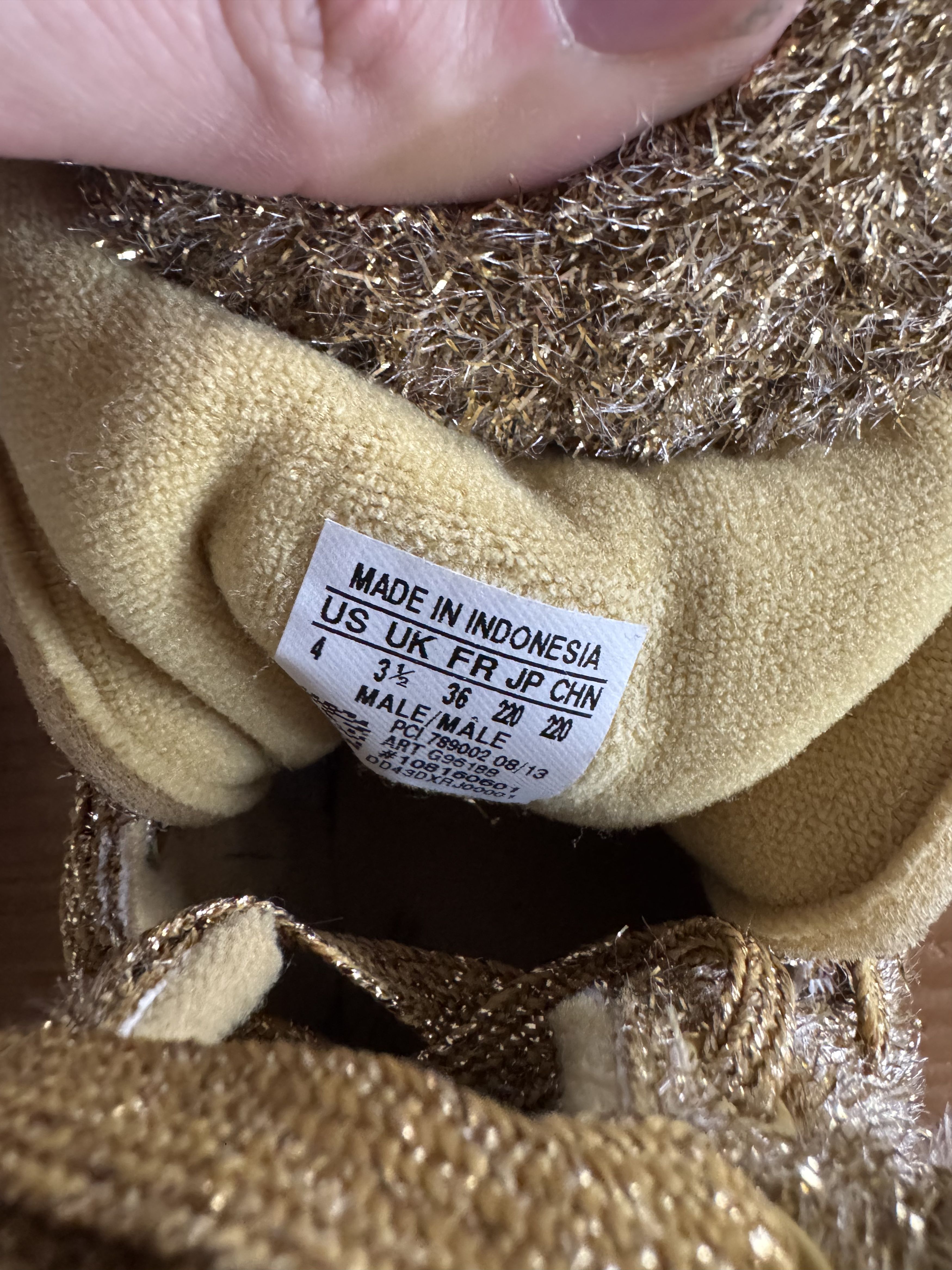 Adidas × Jeremy Scott Gold Teddy Bear Sneakers Size US 5.5 / IT 35.5 - 14 Thumbnail