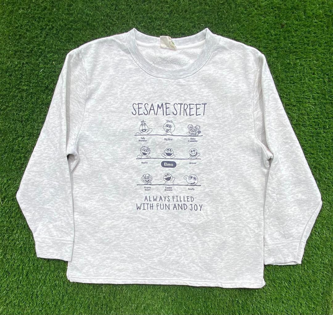 Vintage Vintage Sweatshirt Crew Neck Sesame Street Size US L / EU 52-54 / 3 - 1 Thumbnail
