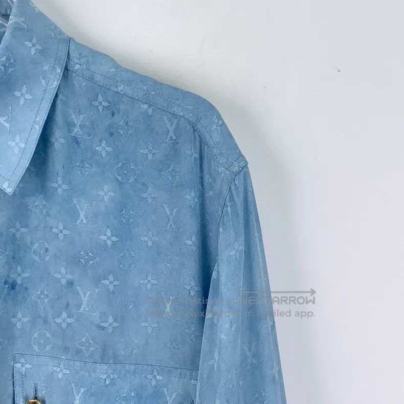 Louis Vuitton Louis Vuitton 22 blue logo, full print, mulberry silk lape Size XS / US 0-2 / IT 36-38 - 3 Thumbnail
