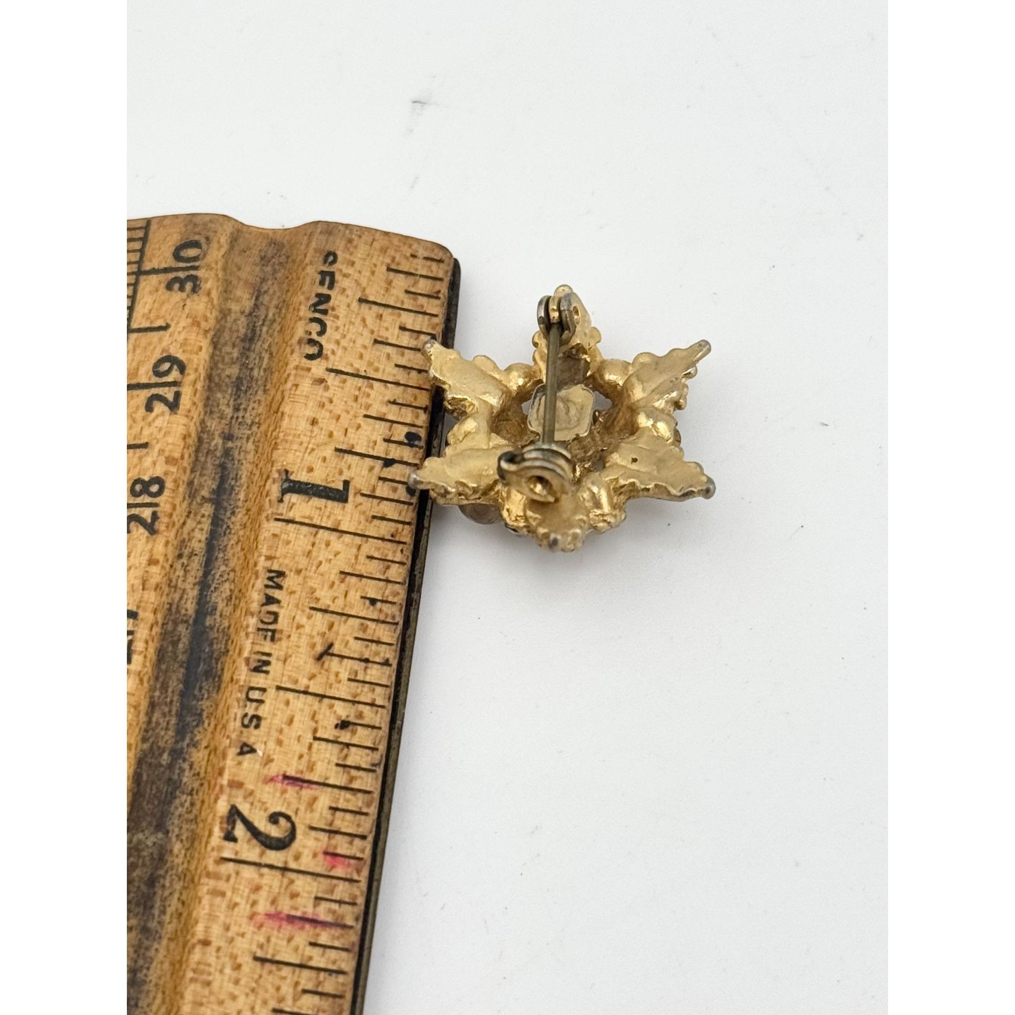 Vintage Vintage glass rhinestone beaded star brooch pin Size ONE SIZE - 4 Thumbnail