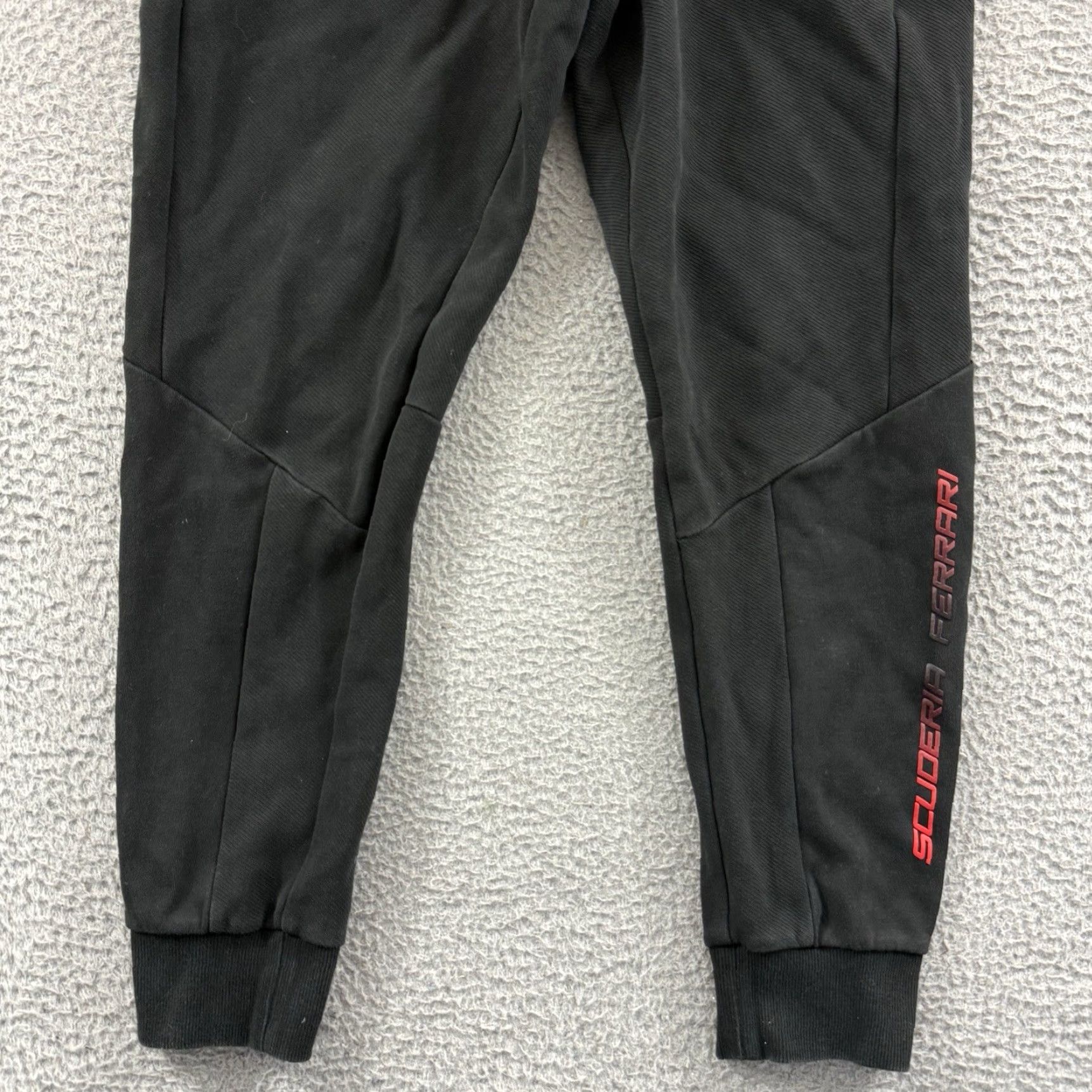 Ferrari Ferrari Scuderia Sweatpants Men's M Black Drawstring Pockets Size US 31 - 2 Thumbnail