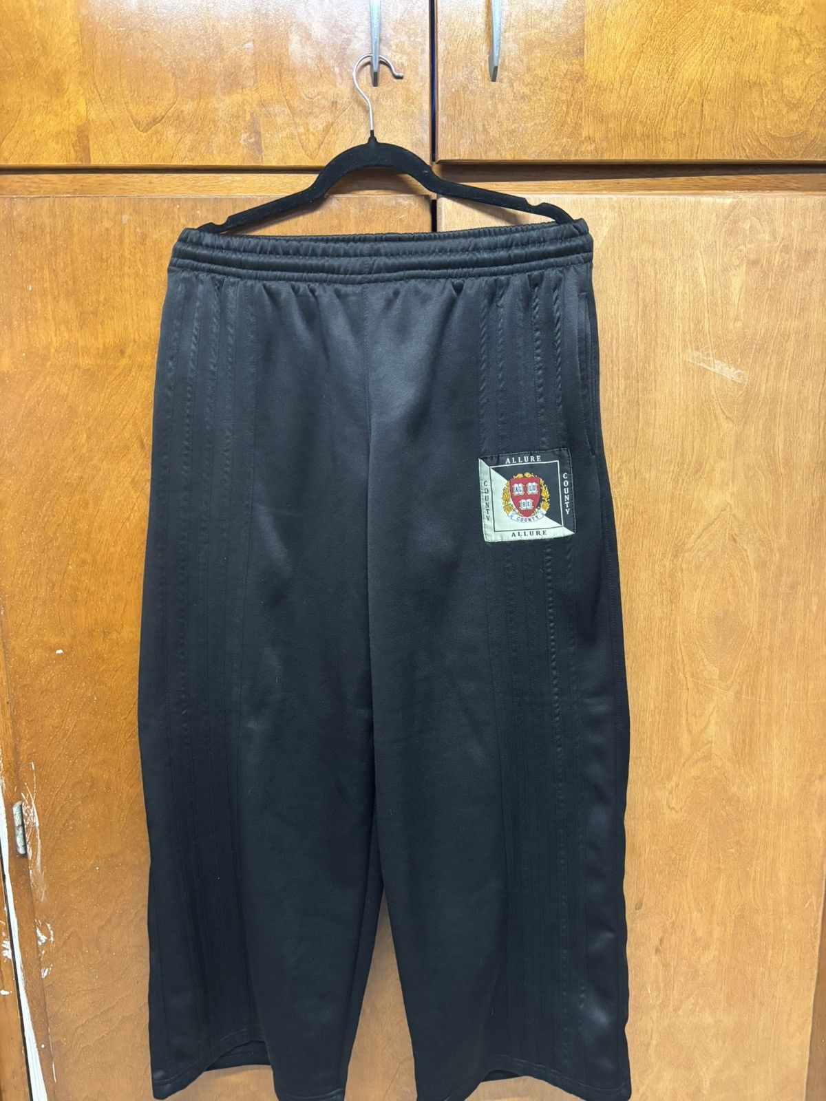 Other Allure County Black Crest Trackpants Size US 32 / EU 48 - 1 Thumbnail