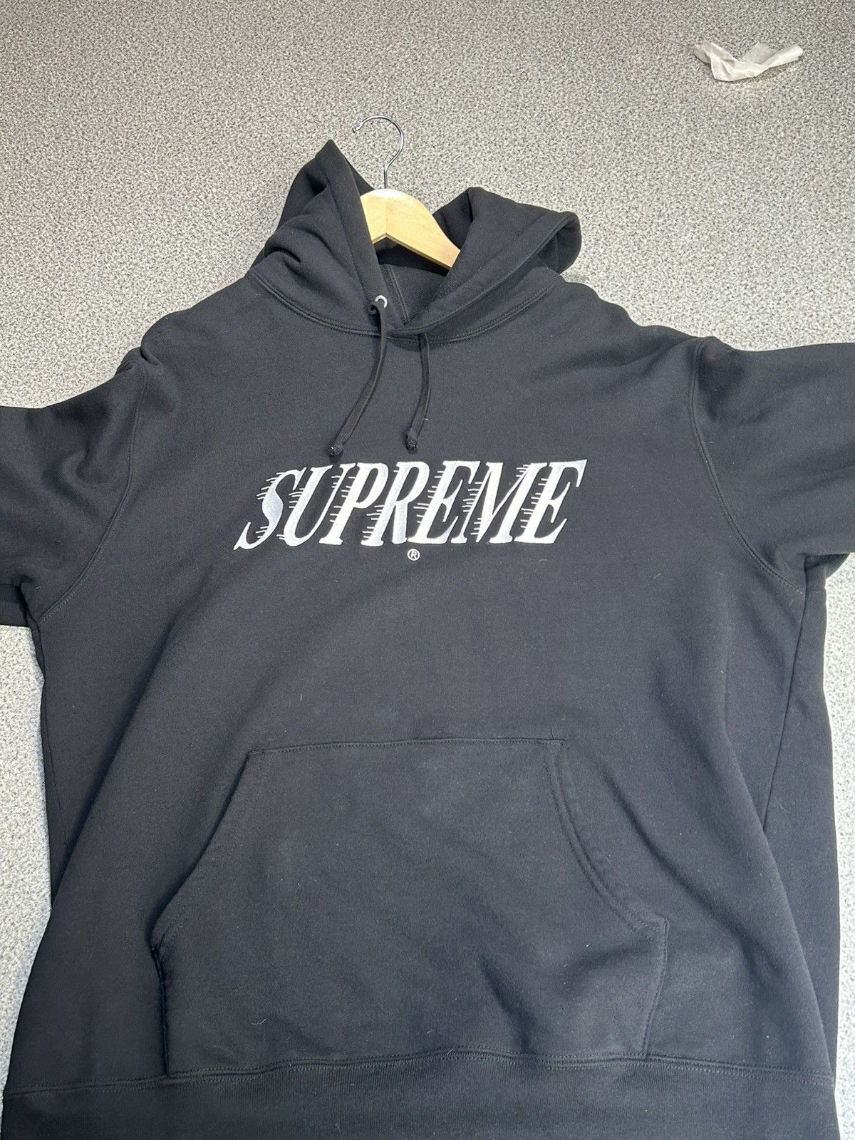 Supreme Supreme Logo Hoodie Size US XL / EU 56 / 4 - 1 Thumbnail