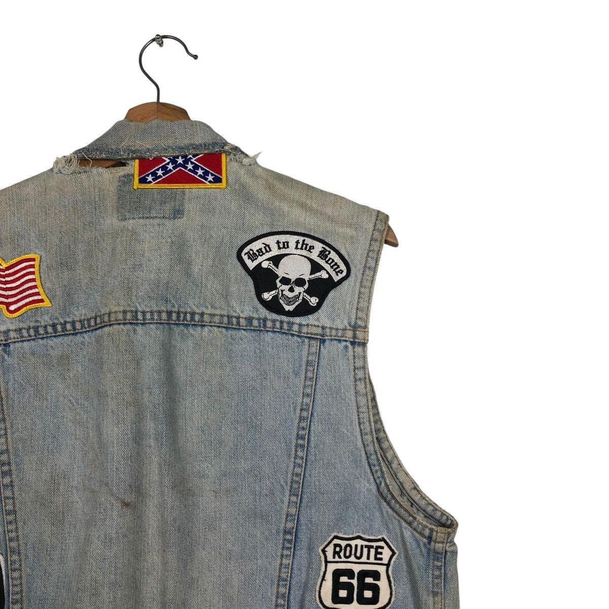 Japanese Brand 🔥DISTRESSED DENIM TANK TOP SLEEVELESS BIG JOHN USA PATCHES Size US M / EU 48-50 / 2 - 14 Thumbnail