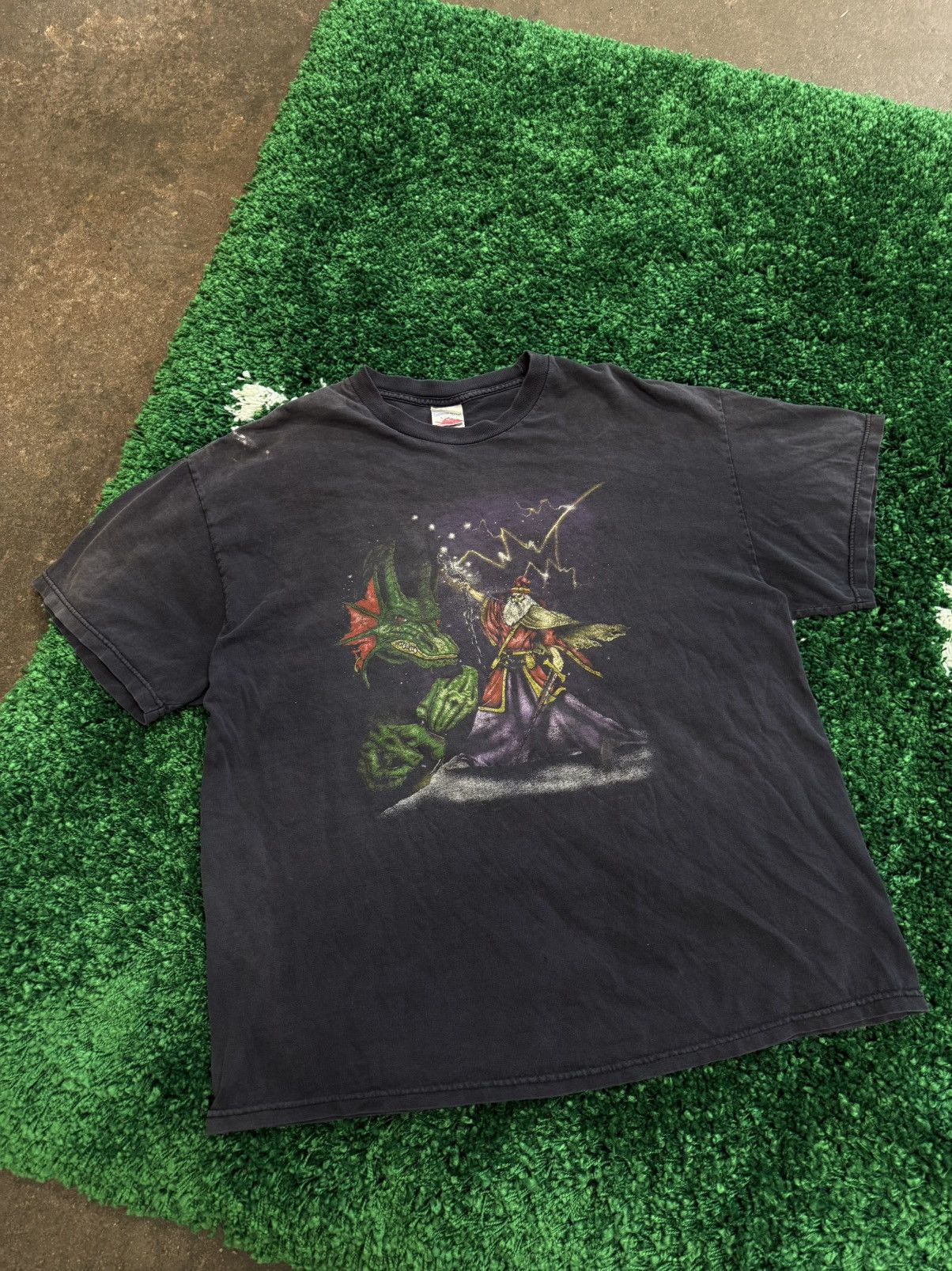 Vintage Stoner Wizard Dragon Battle Oversized Metal Tee Black XL Size US XL / EU 56 / 4 - 1 Thumbnail