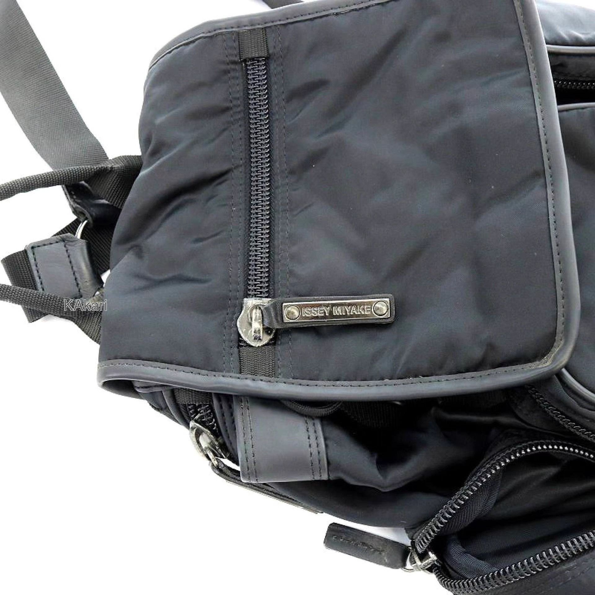 Issey Miyake Black Multi-Pocket Backpack Size ONE SIZE - 3 Thumbnail