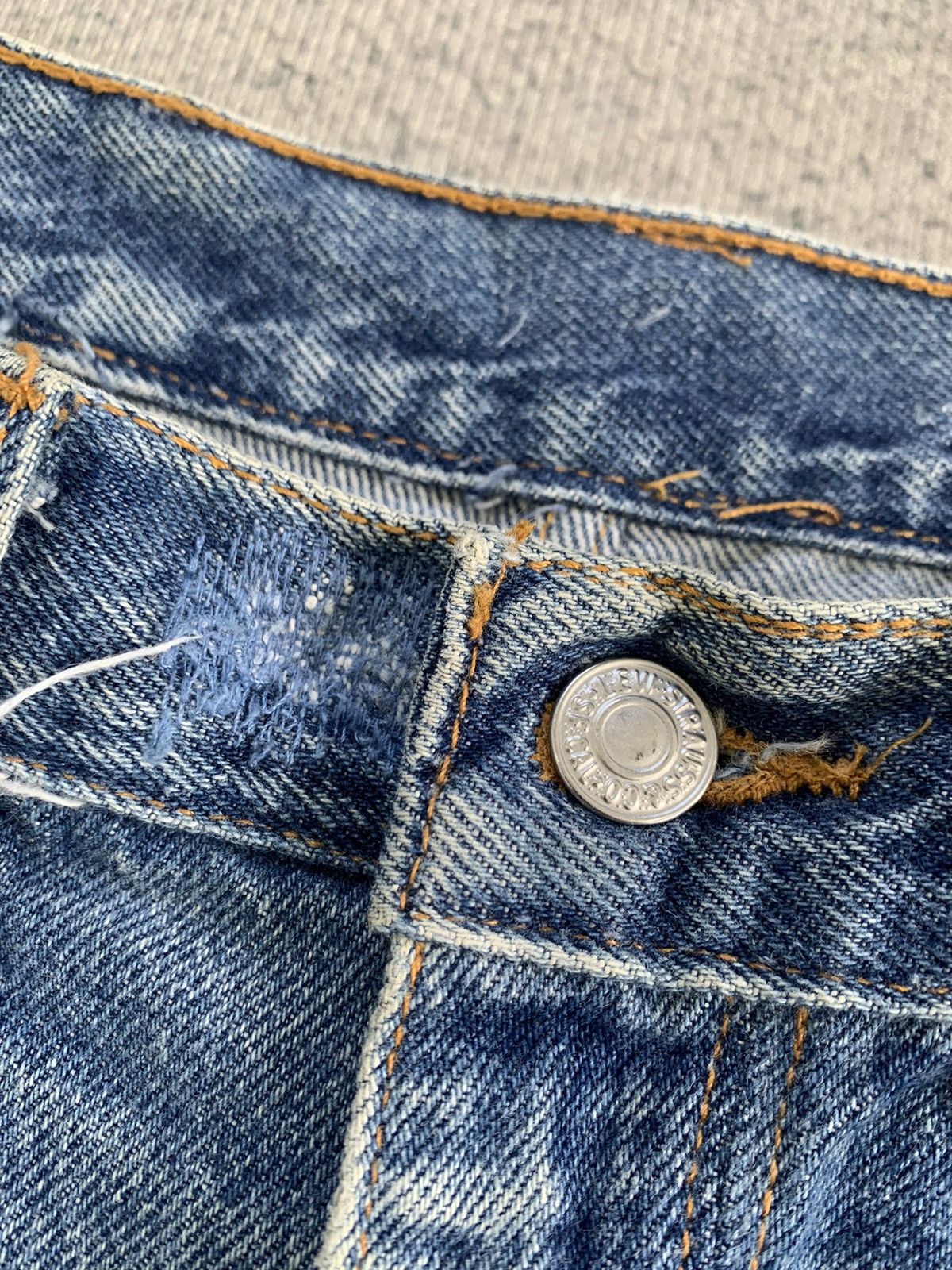 Levi's Levis Distressed 517 Sample Boot Cut Denim Pant Made in Usa Size US 30 / EU 46 - 7 Thumbnail