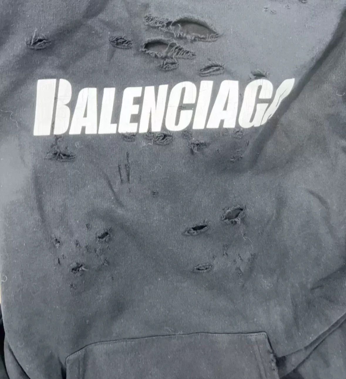 Balenciaga balenciaga Damaged hoodie 2410-Nextarrow Size US S / EU 44-46 / 1 - 4 Thumbnail