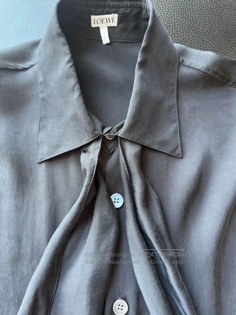 Loewe LOEWE Black Bow Neck Silk Shirt . Size US M / EU 48-50 / 2 - 1 Thumbnail