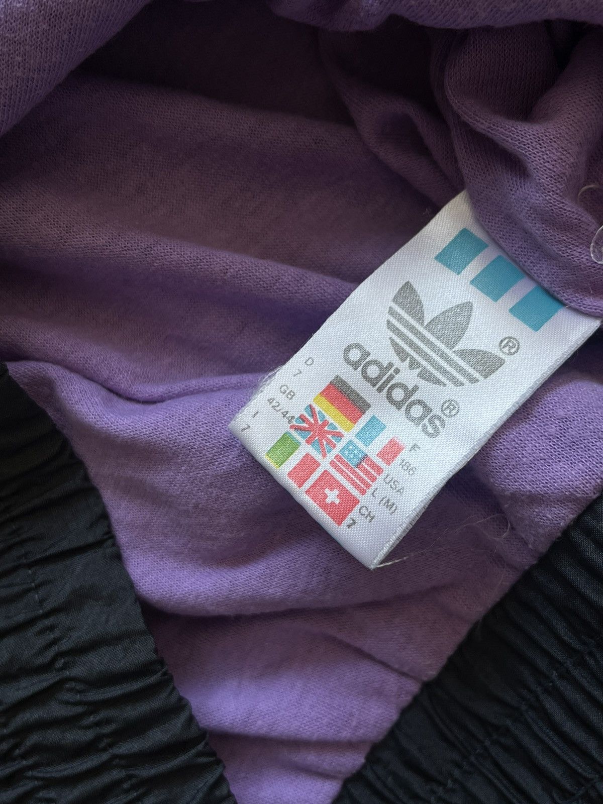 Adidas Adidas Sz L (M) Made in Taiwan Vintage 1990s Rare Size US L / EU 52-54 / 3 - 14 Thumbnail