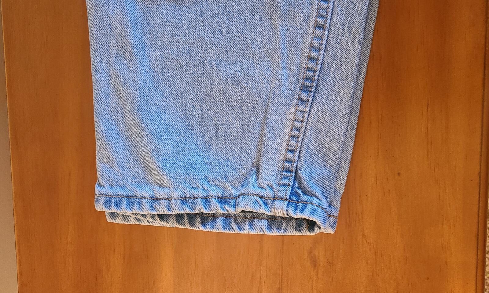Vintage Levis 560 Jeans Mens 38x34 Comfort Loose Fit
