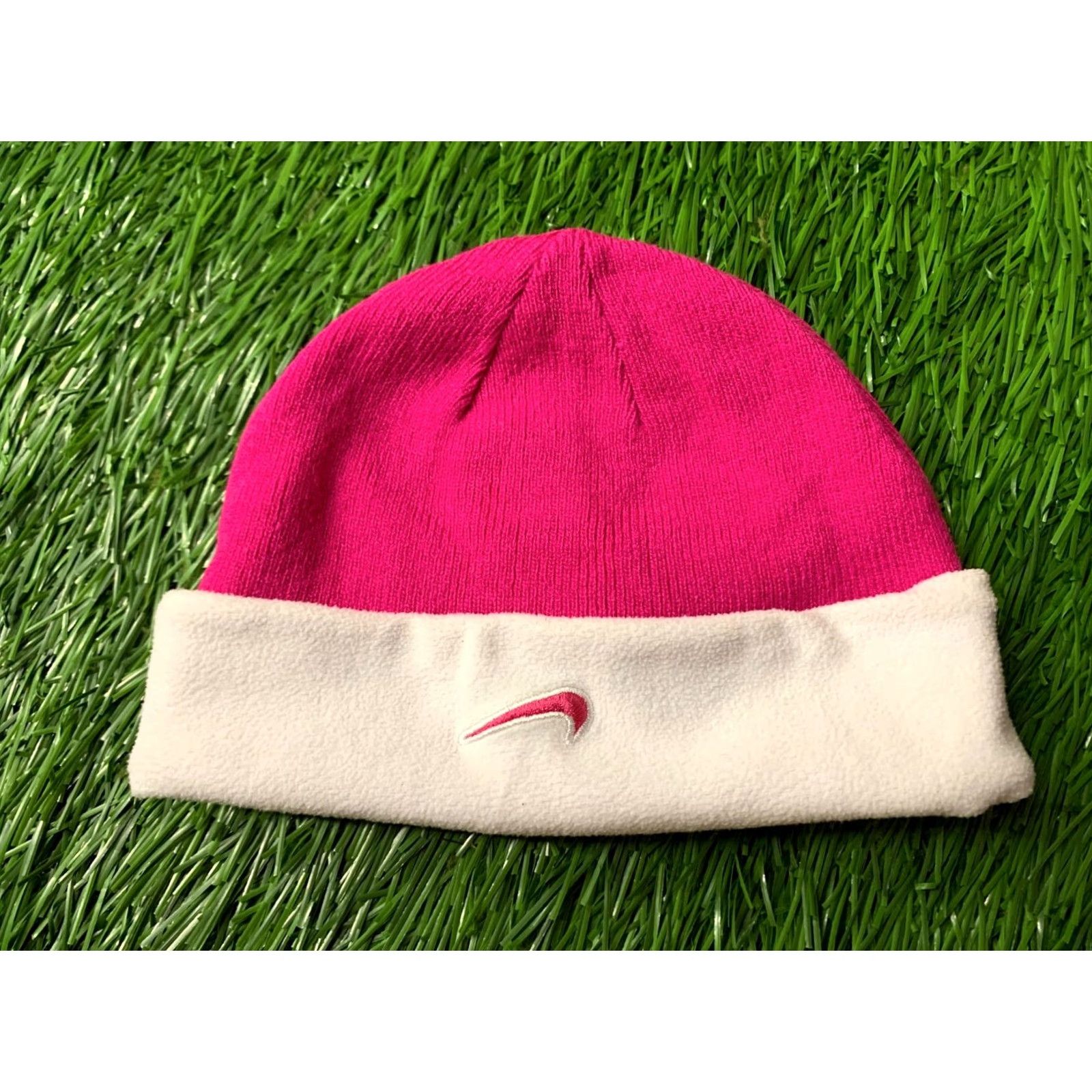Nike Nike Hat One Size Pink and White Double Sided 2017 Women Casual Winter Warm Only Size Vintage No N/A Size ONE SIZE - 3 Thumbnail