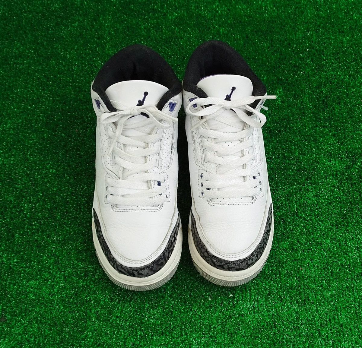 Jordan Brand Air Jordan 3 Dark Iris Size US 5 / EU 37 - 2 Thumbnail