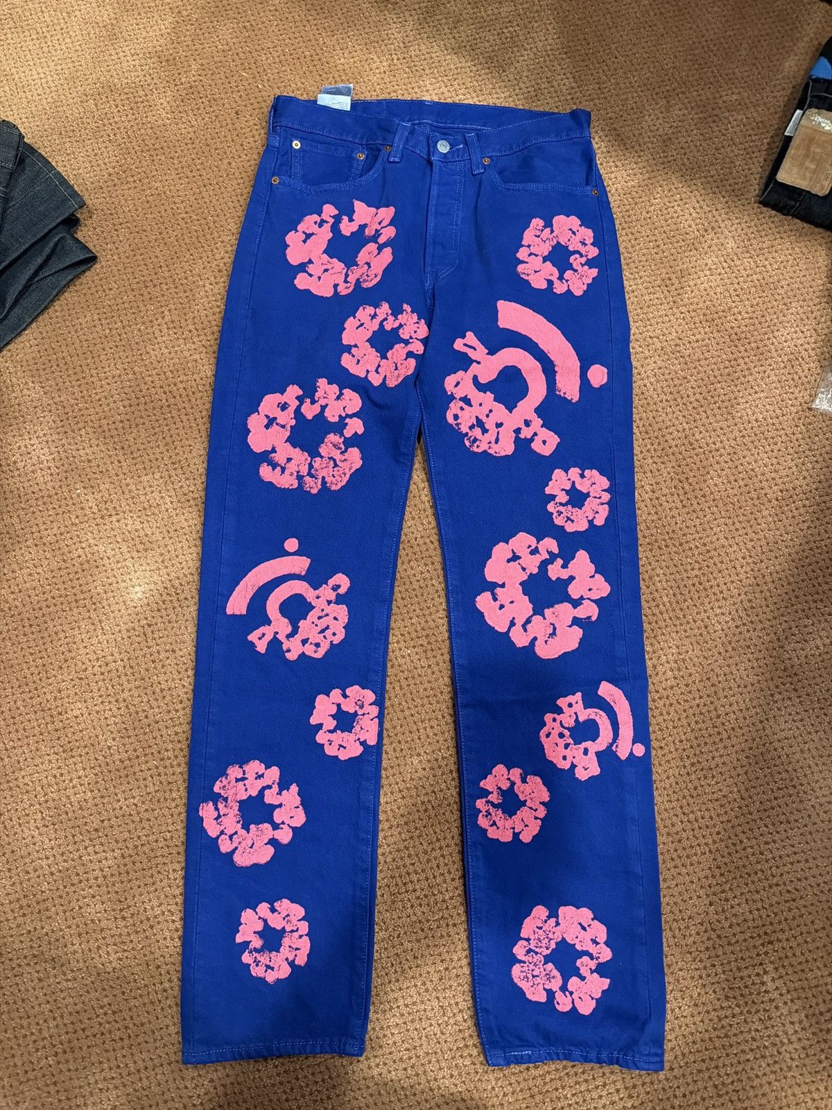 (B).Stroy × DENIM TEARS Bstroy denim tears bright blue jeans Size US 31 - 1 Thumbnail