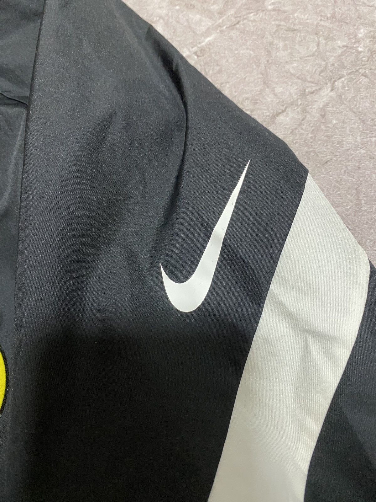 Nike × Vintage Nike Shield BSC Young Boys Soccer Football Jacket 1/3 Zip Size US L / EU 52-54 / 3 - 5 Thumbnail
