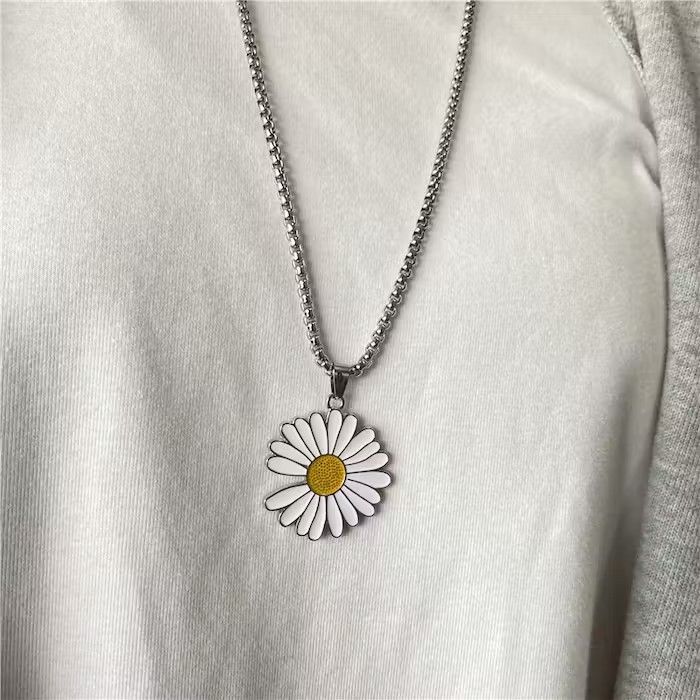 Jewelry × Vintage Daisy Pendant Necklace Size ONE SIZE - 1 Thumbnail