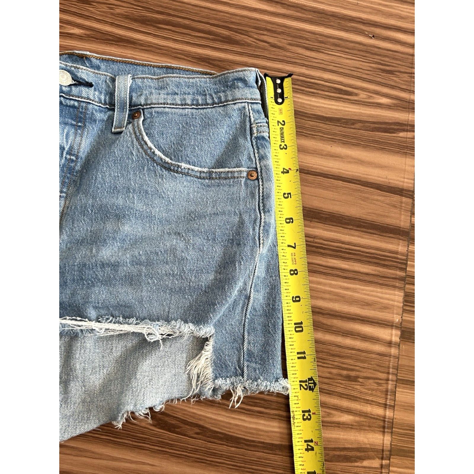 Levi's VINTAGE Levi's 501 Button Fly Jean Shorts Denim Blue Women 29 Regular Slim? (Note: "Slim" not in original) Size 29" - 3 Thumbnail