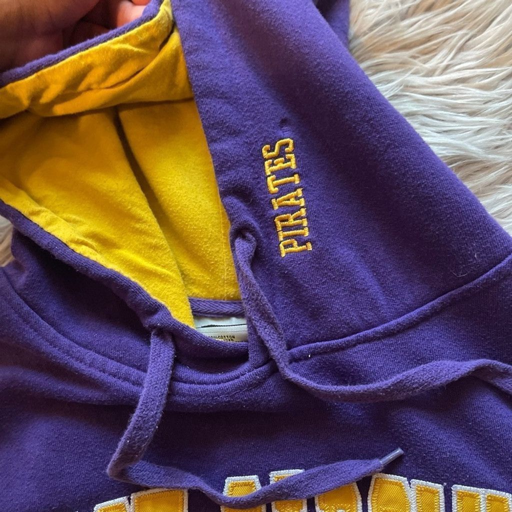Other East Carolina Purple and Yellow Men's Hoodie size L Size US L / EU 52-54 / 3 - 7 Thumbnail