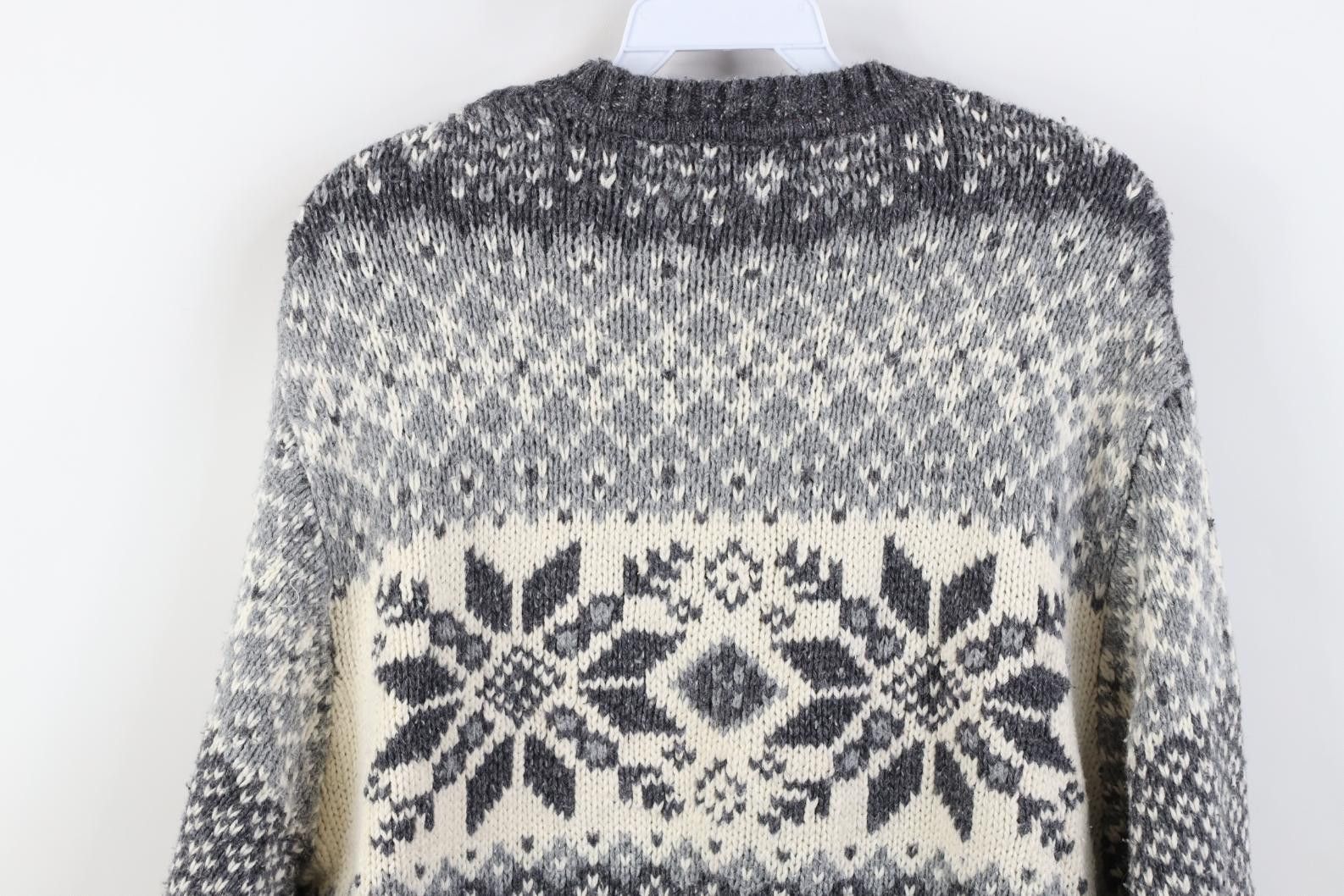 Vintage Vintage 90s Streetwear Snowflake Knit Crewneck Sweater Size US M / EU 48-50 / 2 - 9 Thumbnail