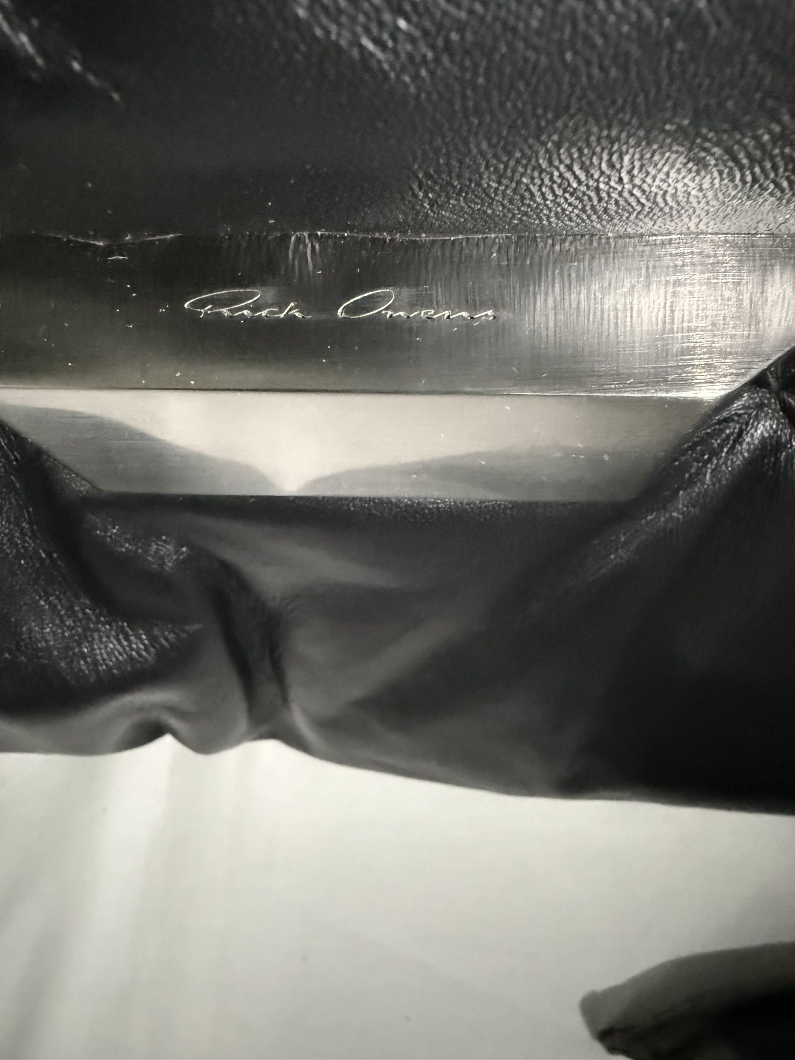 Rick Owens Very Big Pillow Griffin Quilted Leather Shoulder Bag Size ONE SIZE - 8 Thumbnail