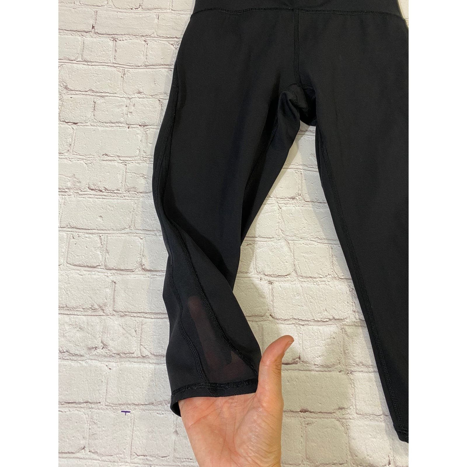 Lululemon Black lululemon leggings size 4 Size 27" / US 4 / IT 40 - 2 Thumbnail