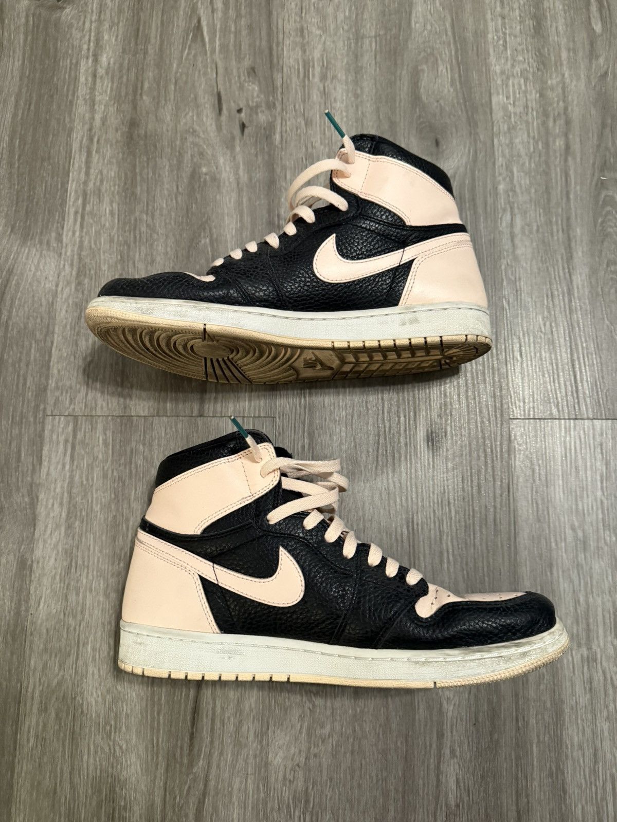 Jordan Brand jordan 1 crimson tint Size US 10 / EU 43 - 2 Thumbnail