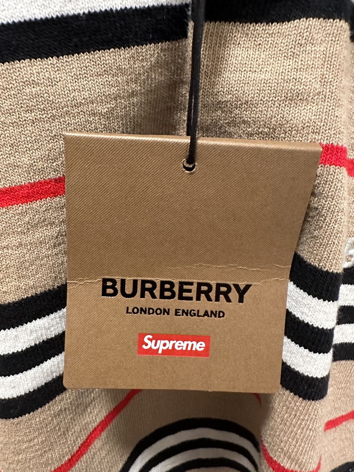 Burberry × Supreme Supreme X Burberry Rugby Size US L / EU 52-54 / 3 - 3 Thumbnail