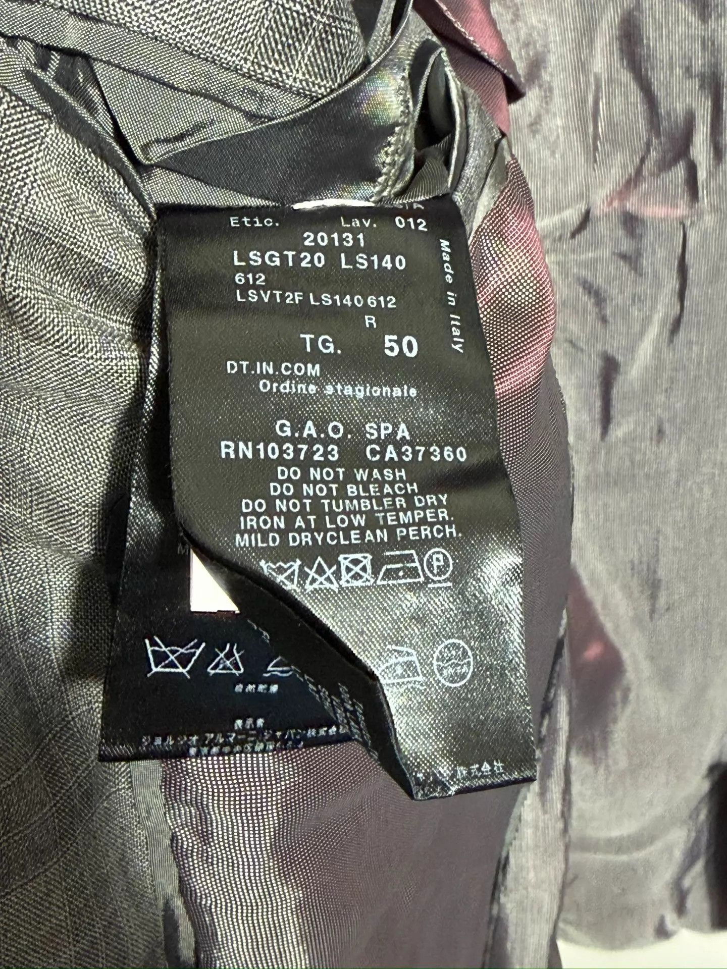 Giorgio Armani Armani Wool Suit Gray Prince of Wales Check IT 50 NWT Size 50L - 8 Thumbnail